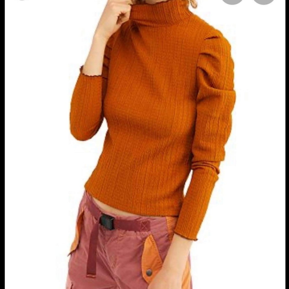 Free People puffed sleeve top size XL